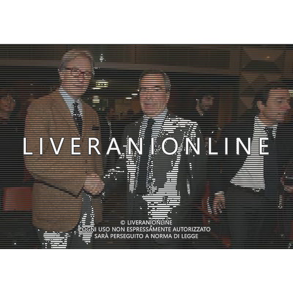 MILANO 6/11/2006 PALAZZO MEZZANOTTE PIAZZA AFFARI, 6 PRSENTAZIONE DELLA NUOVA EDIZIONE DE \'LA STAMPA\' NELLA FOTO VITTORIO FELTRI E GIULIO ANSELMI FOTO ROMANO/AG ALDO LIVERANI
