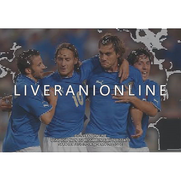 Nazionale italiana calcio 2003/04 nella foto Del Piero totti vieri camoranesi foto Marco Luzzani/Ag Aldo Liverani s.a.s.