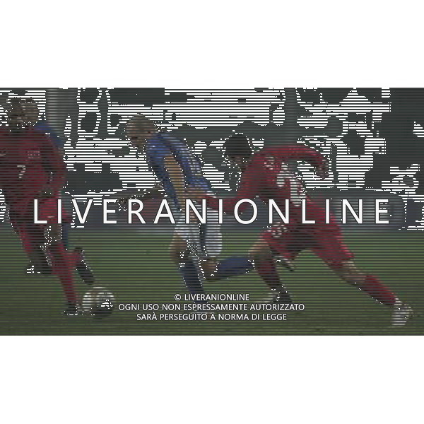 Bergamo 15 novembre 2006 Italia-Turchia amichevole nella foto: Rocchi Tommaso Sabri e Mehmet Aurelio foto Andry / Ag. Aldo Liverani