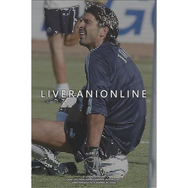 Coverciano (Fi) 02/09/03 Allenamento della Nazionale italiana di Calcio Nella foto: Buffon Gianluigi* Ph Gianni Nucci/Aldo Liverani
