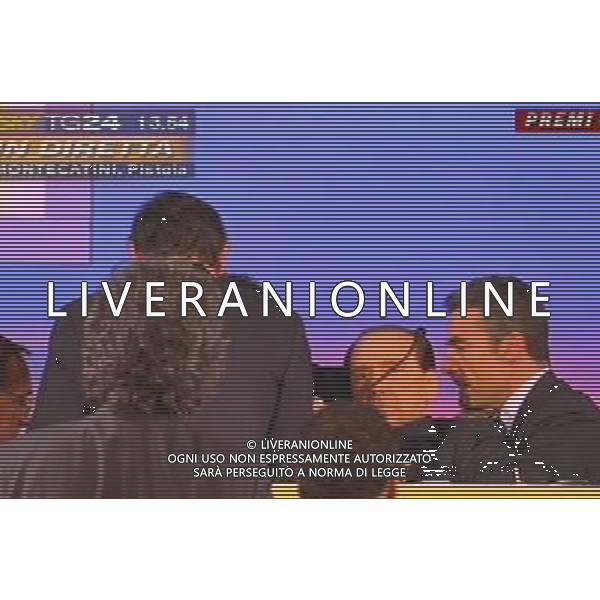 Il malore di Silvio Berlusconi durante il discorso a Montecatini 26/11/2006 obbligatorio citare la fonte televisiva ph agenzia aldo liverani