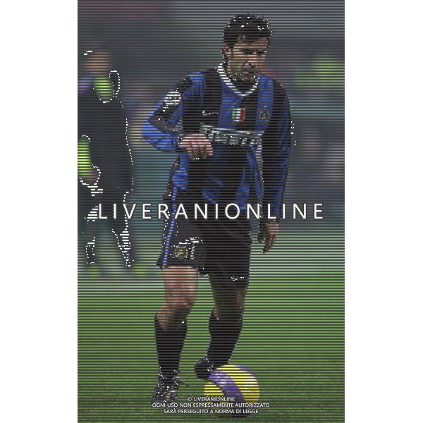 Milano 29-11-2006 coppa italia tim cup 2006/07 inter-messina 4:0 nella foto figo luis ph marco luzzani/ag aldo liverani s.a.s.