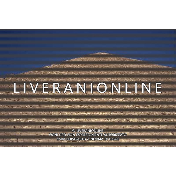 EGITTO ARCHIVIO ALDO LIVERANI NELLA FOTO EGITTO-GIZA PIRAMIDI AGENZIA ALDOL IVERANI