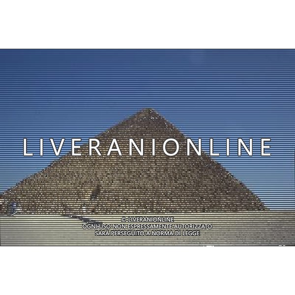 EGITTO ARCHIVIO ALDO LIVERANI NELLA FOTO EGITTO-GIZA PIRAMIDI AGENZIA ALDOL IVERANI