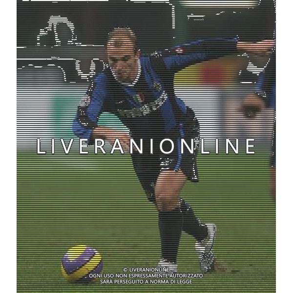 INTER-MESSINA COPPA ITALIA 29-11-2006 NELLA FOTO CAMBIASSO ESTEBAN AGENZIA ALDO LIVERANI