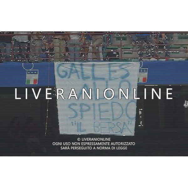 MILANO STADIO MEAZZA DI SAN SIRO 06/09/2003 ITALIA-GALLES QUALIFICAZIONI EURO 2004 NELLA FOTO STRISCIONI DEI TIFOSI DELL\'ITALIA* FOTO ALDO LIVERANI