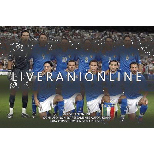MILANO STADIO MEAZZA DI SAN SIRO 06/09/2003 ITALIA-GALLES QUALIFICAZIONI EURO 2004 NELLA FOTO LA FORMAZIONE ITALIANA* FOTO ALDO LIVERANI