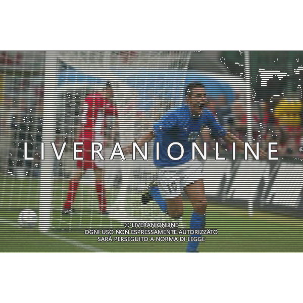 MILANO STADIO MEAZZA DI SAN SIRO 06/09/2003 ITALIA-GALLES QUALIFICAZIONI EURO 2004 NELLA FOTO FILIPPO INZAGHI ESULTANTE* FOTO ALDO LIVERANI