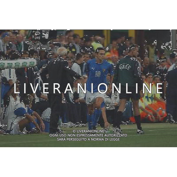 MILANO STADIO MEAZZA DI SAN SIRO 06/09/2003 ITALIA-GALLES QUALIFICAZIONI EURO 2004 NELLA FOTO FILIPPO INZAGHI E TRAPATTONI GIOVANNI* FOTO ALDO LIVERANI