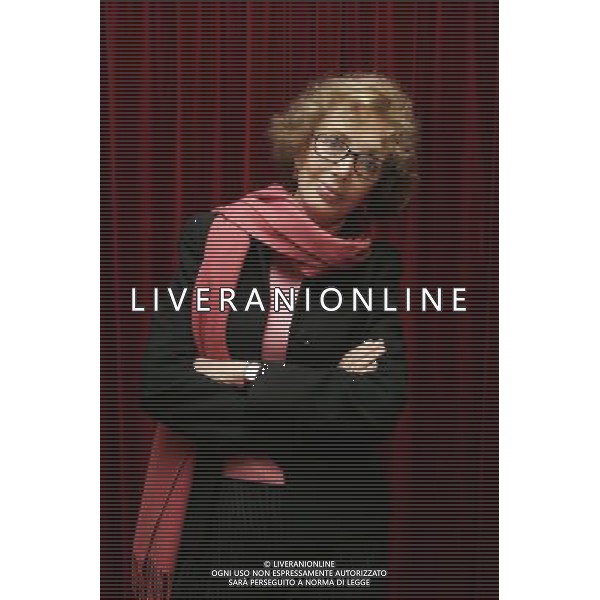 MILANO 11/12/21006 TEATRO CARCANO CORSO DI PORTA ROMANA PRESENTAZIONE DELLO SPETTACOLO: -SORELLE MATERASSI- NELLA FOTO MARINA MALFATTI FOTO ROMANO/AG ALDO LIVERANI