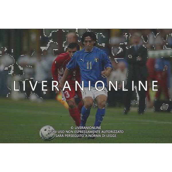 Milano 06/09/2003 Italia-Galles Nella foto: Camoranesi Mauro German Ph Gianni Nucci/Aldo Liverani
