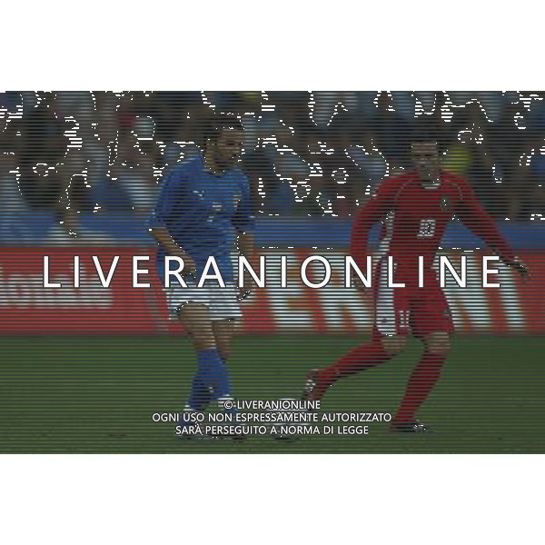Milano 06/09/2003 Italia-Galles Nella foto: Del Piero Alessandro e Davies Simon Ph Gianni Nucci/Aldo Liverani