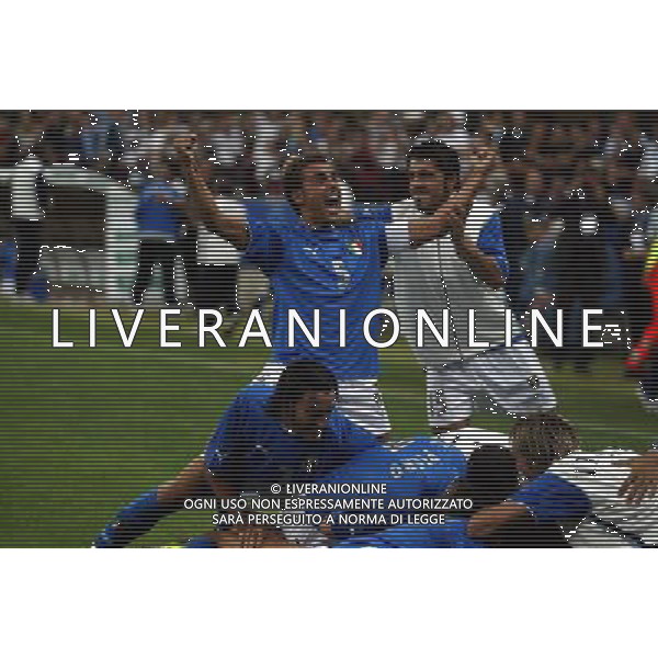 Milano 06/09/2003 Italia-Galles Nella foto: Esultanza dell\'Italia Ph Gianni Nucci/Aldo Liverani