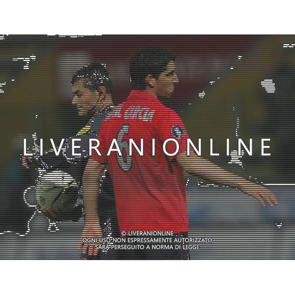 Parma 14-12-2006 Coppa UEFA 2006/07 Parma - Osasuna 0-3 nella foto arbitro dereli e raul garcia ph marco luzzani/ag. aldo liverani s.a.s.