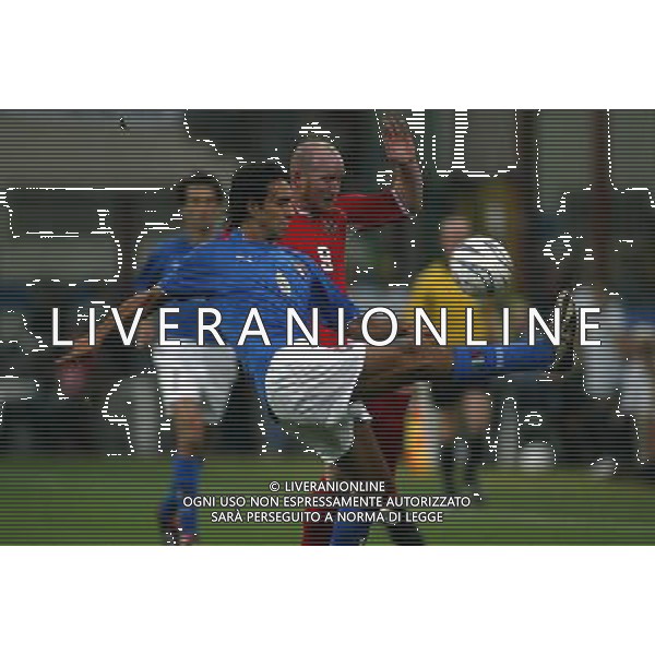 Milano 06/09/2003 Italia-Galles Nella foto: Nesta Alessandro e Hartson John Ph Gianni Nucci/Aldo Liverani