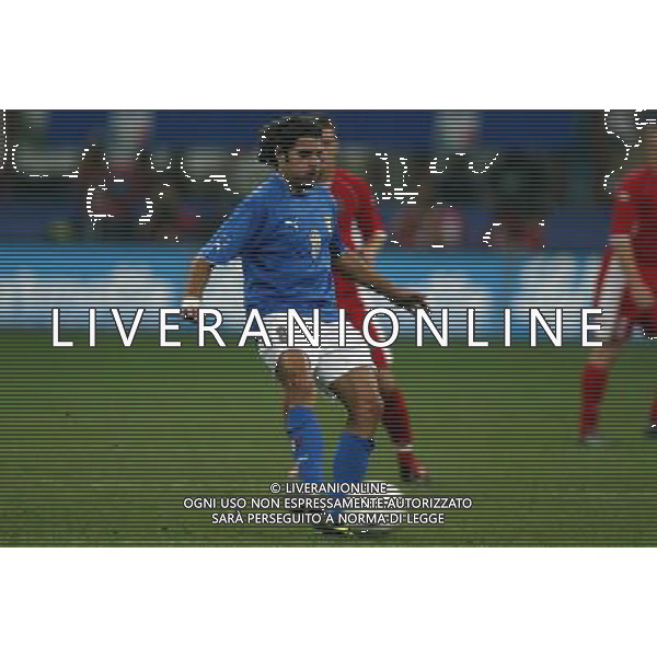 Milano 06/09/2003 Italia-Galles Nella foto: Perrotta Simone Ph Gianni Nucci/Aldo Liverani