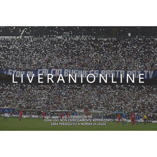 Milano 06/09/2003 Italia-Galles Nella foto: Striscioni allo stadio Ph Gianni Nucci/Aldo Liverani