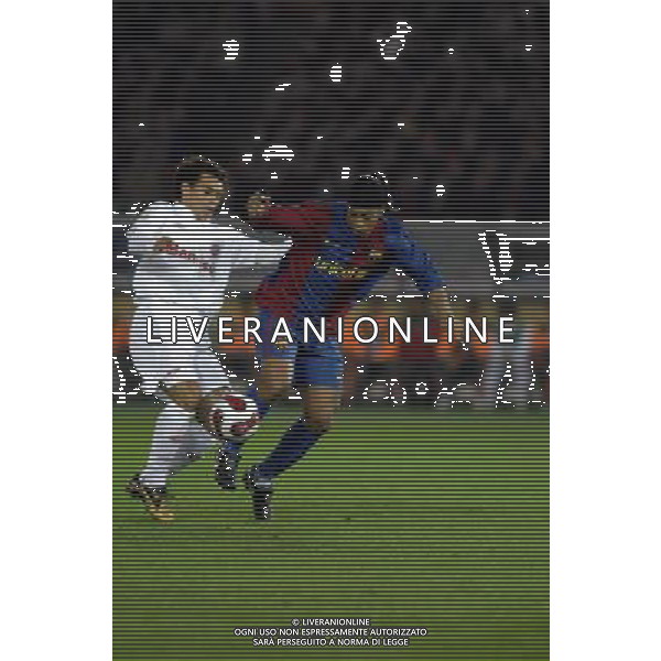 internacional final joy group sport club internacional- barcelona 1-0 final match 7 yokohama international stadium 17 dec 2006 nella foto ronaldinho barcelona ceara internacional Photographer: Maurizio Borsari 0855 agenzia aldo liverani 