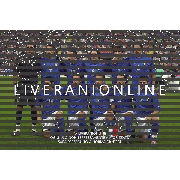 ITALIA-GALLES 06/09/2003 QUALIFICAZIONE EURO 2004 NELLA FOTO FORMAZIONE ITALIA FOTO STEFANO RACCAMARI-AGENZIA ALDO LIVERANI