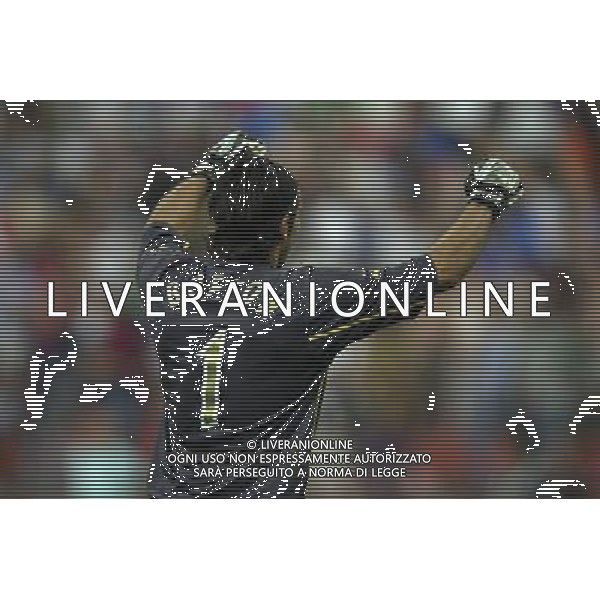 ITALIA-GALLES 06/09/2003 QUALIFICAZIONE EURO 2004 NELLA FOTO GIANLUIGI BUFFON FOTO STEFANO RACCAMARI-AGENZIA ALDO LIVERANI