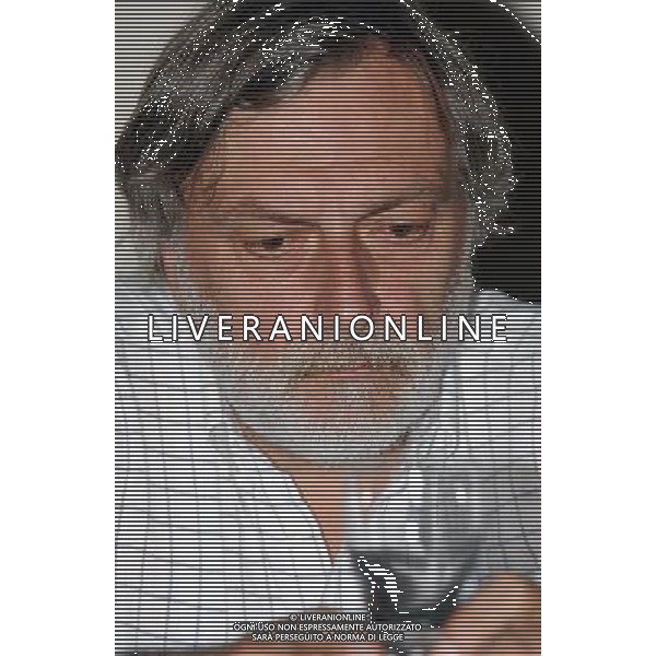 EMERGENCY NELLA FOTO:GINO STRADA (MEDICO)* FOTO FABIO SERINO/AG. ALDO LIVERANI S.A.S.
