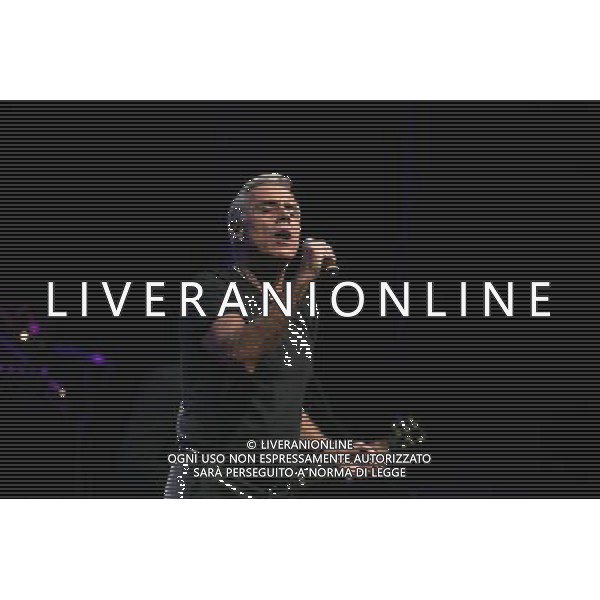 MILANO 28 DICEMBRE 2006 SPETTACOLO TEATRALE \'TEO TEOCOLI SHOW\' NELLA FOTO: TEO TEOCOLI PH FRANKY/AG ALDO LIVERANI