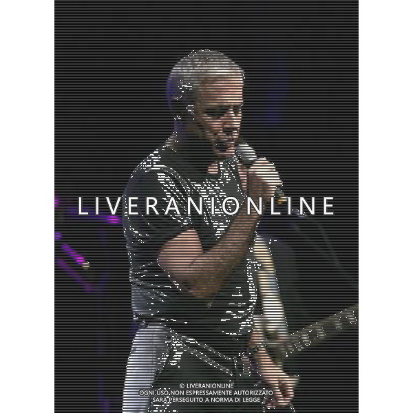 MILANO 28 DICEMBRE 2006 SPETTACOLO TEATRALE \'TEO TEOCOLI SHOW\' NELLA FOTO: TEO TEOCOLI PH FRANKY/AG ALDO LIVERANI