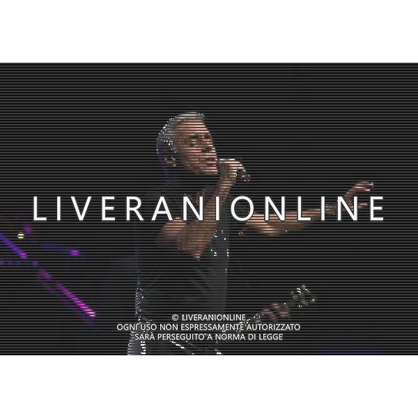 MILANO 28 DICEMBRE 2006 SPETTACOLO TEATRALE \'TEO TEOCOLI SHOW\' NELLA FOTO: TEO TEOCOLI PH FRANKY/AG ALDO LIVERANI