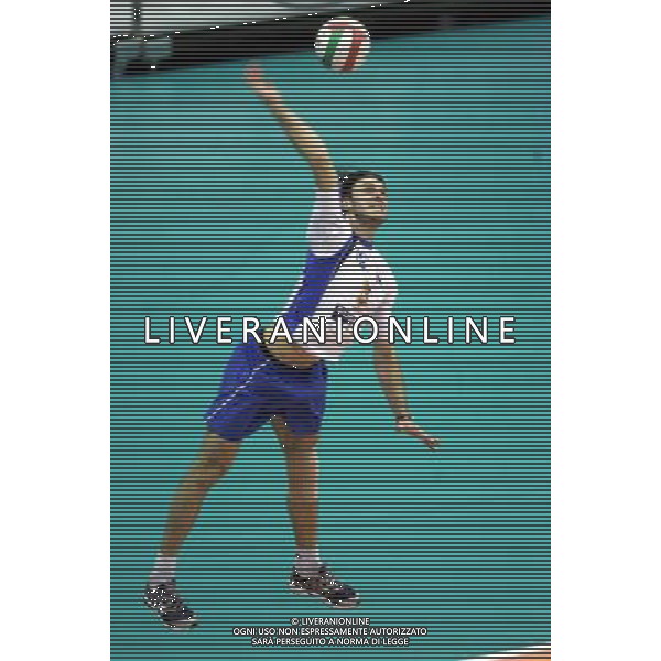 MILANO 7/1/2007 PALALIDO PIAZZALE STUPARICH CAMPIONATO SERIE A2 VOLLEY SPARKLING VOLLEY MILANO-MODUGNO VOLLEY NELLA FOTO GIANLUCA NUZZO FOTO ROMANO/AG ALDO LIVERANI