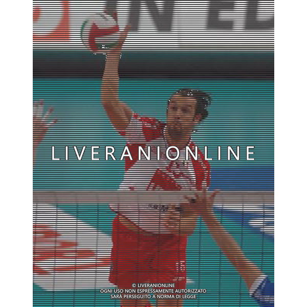 CUNEO 07/01/2007 CAMPIONATO DI PALLAVOLO SERIE A1 TIM BRE BANCA LANNUTTI CUNEO-LUBE BANCA MACERATA NELLA FOTO HERPE RENAUD PH GIGI ARCAINI/AG.ALDO LIVERANI