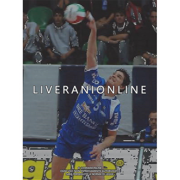 CUNEO 07/01/2007 CAMPIONATO DI PALLAVOLO SERIE A1 TIM BRE BANCA LANNUTTI CUNEO-LUBE BANCA MACERATA NELLA FOTO OMRCEN IGOR PH GIGI ARCAINI/AG.ALDO LIVERANI