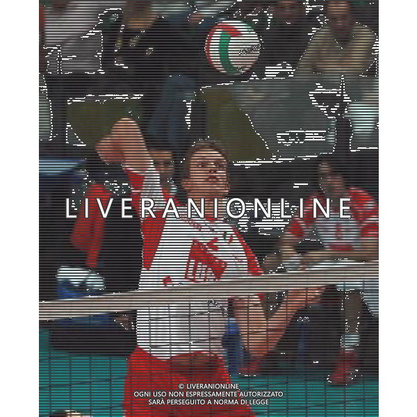 CUNEO 07/01/2007 CAMPIONATO DI PALLAVOLO SERIE A1 TIM BRE BANCA LANNUTTI CUNEO-LUBE BANCA MACERATA NELLA FOTO RAYMAEKERS MATIAS PH GIGI ARCAINI/AG.ALDO LIVERANI