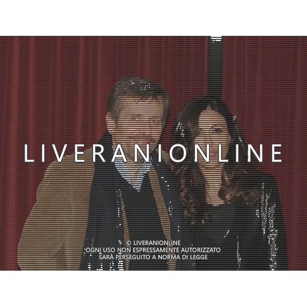 MILANO 8 GENNAIO 2007 PRESENTAZIONE DELLO SPETTACOLO TEATRALE \'LA PRESIDENTESSA\' REGIA DI GIGI PROIETTI NELLA FOTO:MAURIZIO MICHELI SABRINA FERILLI PH FRANKY-AG ALDO LIVERANI