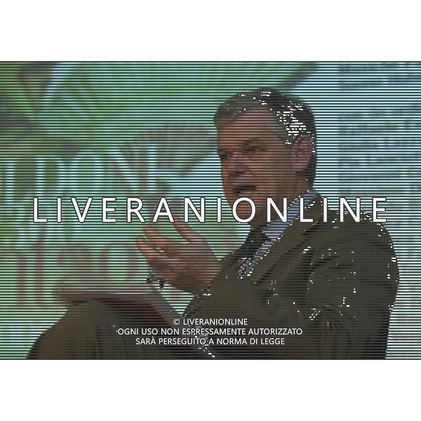 MILANO 9 GENNAIO 2007 PRESENTAZIONE DEL IL VENTAGLIO E IL PROGRAMMA DEGLI SPETTACOLI E DEGLI APPUNTAMENTI DEL PICCOLO TEATRO PER I TRECENTO ANNI DELLA NASCITA DI CARLO GOLDONI. NELLA FOTO: SERGIO ESCOBAR PH FRANKY/AG ALDO LIVERANI