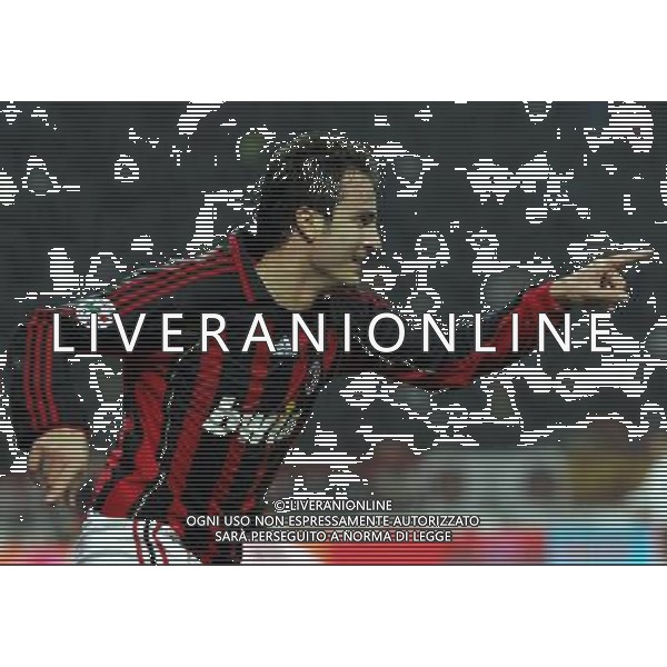 Milano 11/01/2007 coppa italia tim 2006/07 milan-arezzo 2:0 nella foto gilardino alberto esulta dopo il gol ph marco luzzani/ag aldo liverani s.a.s.
