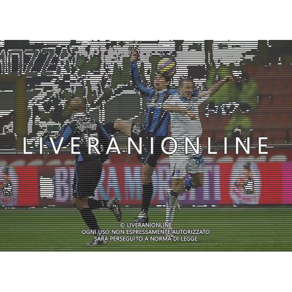 INTER-EMPOLI COPPA ITALIA TIM 17/01/2007 NELLA FOTO gasparetto, burdisso e dacourt FOTO LUZZANI-ALDO LIVERANI