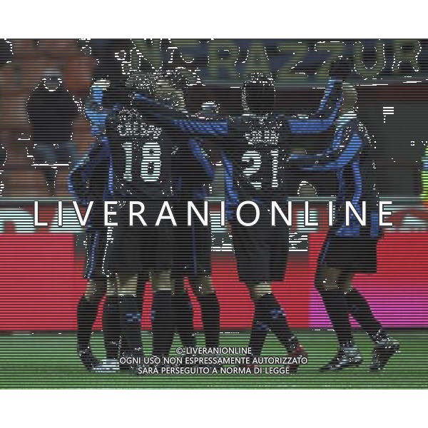 Milano 17/01/2007 coppa italia tim cup 2006/07 inter-empoli 2:0 nella foto esultanza inter ph marco luzzani/ag aldo liverani s.a.s.