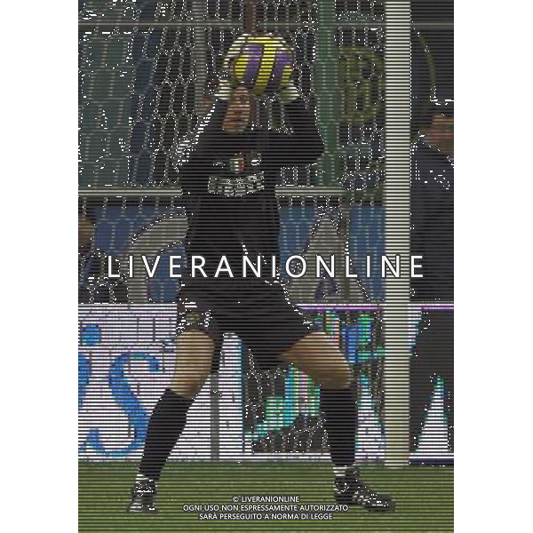 Milano 17/01/2007 coppa italia tim cup 2006/07 inter-empoli 2:0 nella foto parata toldo ph marco luzzani/ag aldo liverani s.a.s.
