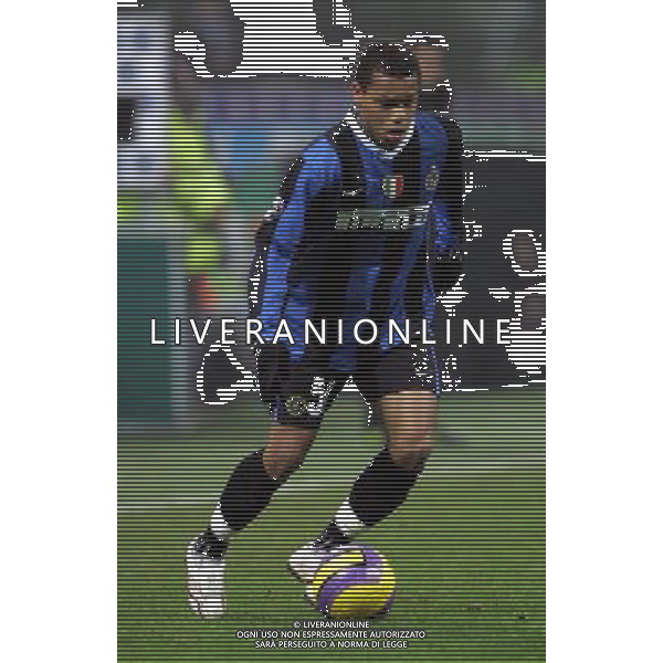 Milano 17/01/2007 coppa italia tim cup 2006/07 inter-empoli 2:0 nella foto biabiany jonathan ph marco luzzani/ag aldo liverani s.a.s.