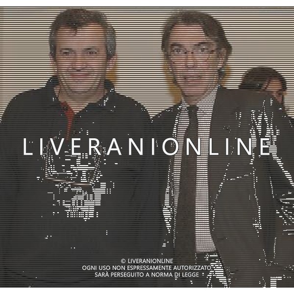 Milano 19 gennaio 2007 Massimo Moratti insieme a Don Colmegna inaugura la nuova sede Inter Club Casa della carita\' in via Brambilla nella foto: Moratti Massimo e Don Colmegna foto Agenzia Aldo Liverani