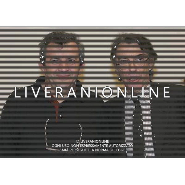 Milano 19 gennaio 2007 Massimo Moratti insieme a Don Colmegna inaugura la nuova sede Inter Club Casa della carita\' in via Brambilla nella foto: Moratti Massimo e Don Colmegna foto Agenzia Aldo Liverani