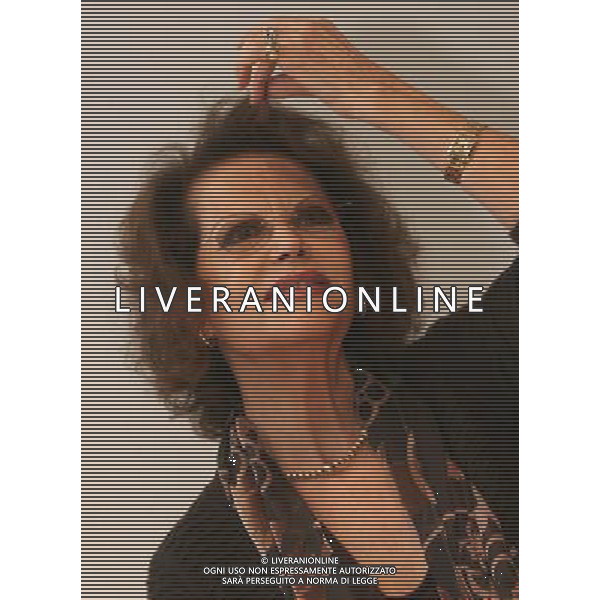 MILANO 22 GENNAIO 2007 PER IL CICLO \' LA BELLEZZA SALVERA\' IL MONDO\' CLAUDIA CARDINALE INCONTRA GLI STUDENTI DEL COLLEGIO CITTA\' STUDI DI MILANO NELLA FOTO: CLAUDIA CARDINALE PH FRANKY-AG ALDO LIVERANI
