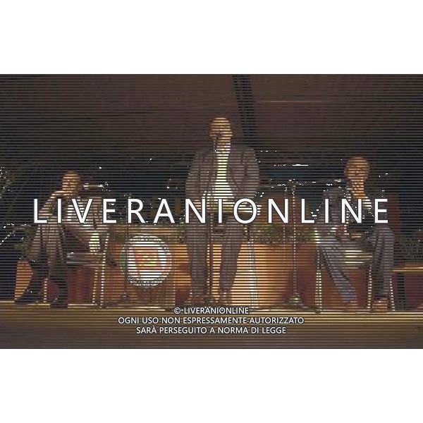 ROMA EX MATTATOIO 11-09-2003 FESTA DI LIBERAZIONE (Rifondazione Comunista) CONFRONTO FASSINO-BERTINOTTI NELLA FOTO: PIERO FASSINO-STEFANO FOLLI-FAUSTO BERTINOTTI* FOTO ALDO LIVERANI