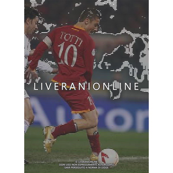 Roma - Milan 31 / 01 / 2007 - Coppa Italia TIM CUP Semifinale ritorno nella foto: francesco Totti propizia il secondo gol di Perrotta simone ph Corradetti / ag. Aldo Liverani