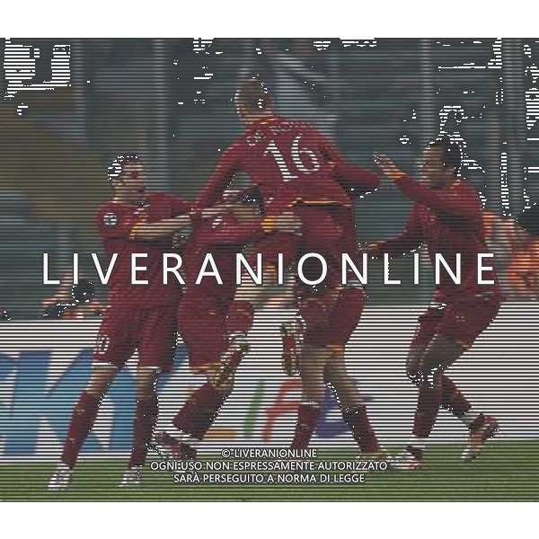 Roma - Milan 31 / 01 / 2007 - Coppa Italia TIM CUP Semifinale ritorno nella foto: esultanza dopo il gol di david Pizarro del 3 a 1 ph Corradetti / ag. Aldo Liverani