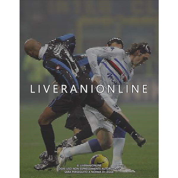 Inter - sampdoria semifinale coppa italia tim cup 01/02/2007 nella foto emiliano bonazzoli con olivier dacourt ph luzzani/ag. aldo liverani