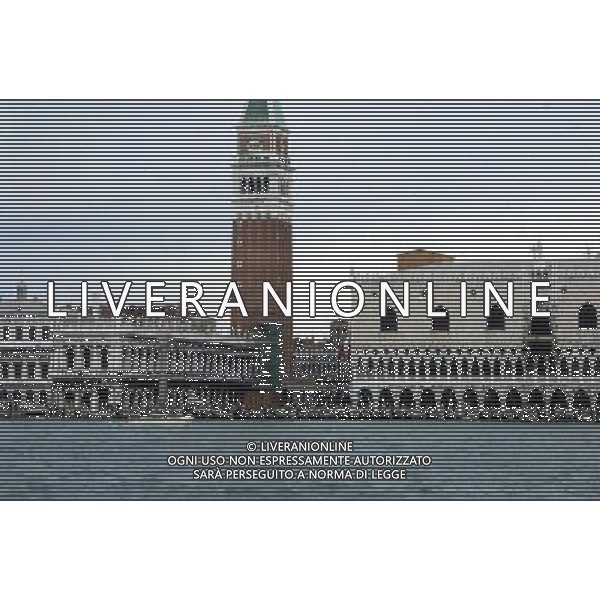 Venezia Citta\' veduta del Campanile in Piazza San Marco ph archivio ag. aldo liverani