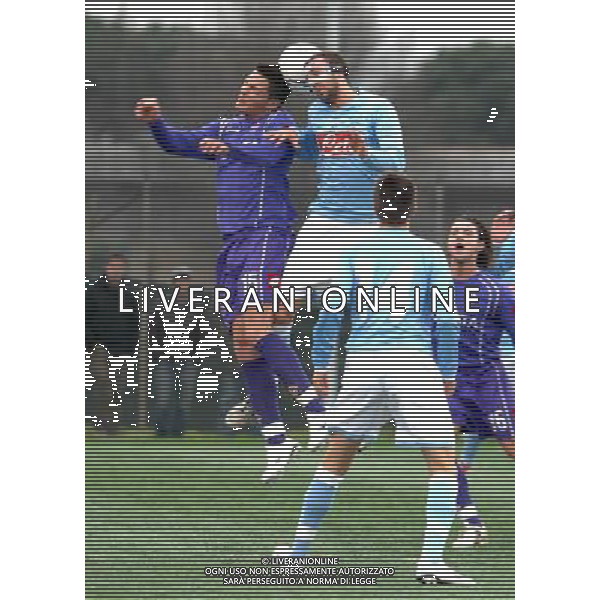 Fiorentina-Napoli 59¡Torneo Mondiale di Calcio Giovanile \'Coppa Carnevale\' di Viareggio S.Donato(PI) - 09.02.2007 Nella Foto: D\'Ambrosio(Fiorentina)-Perfetto(Napoli) Ph.Vitez/ag. aldo liverani