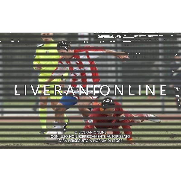 59¡Torneo Mondiale di Calcio Giovanile \'Coppa Carnevale\' di Viareggio - San Giuliano Terme(PI) - 14.02.2007 Vicenza - Roma Nella Foto: Gasparetto Francesco(Vicenza)-Marsili Massimiliano(Roma) Ph.Vitez / Ag. Aldo Liverani