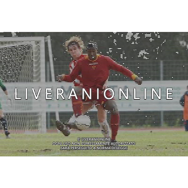 59¡Torneo Mondiale di Calcio Giovanile \'Coppa Carnevale\' di Viareggio - San Giuliano Terme(PI) - 14.02.2007 Vicenza - Roma Nella Foto: Okaka Stefano(Roma)-De Marchi Alberto(Vicenza) Ph.Vitez / Ag. Aldo Liverani